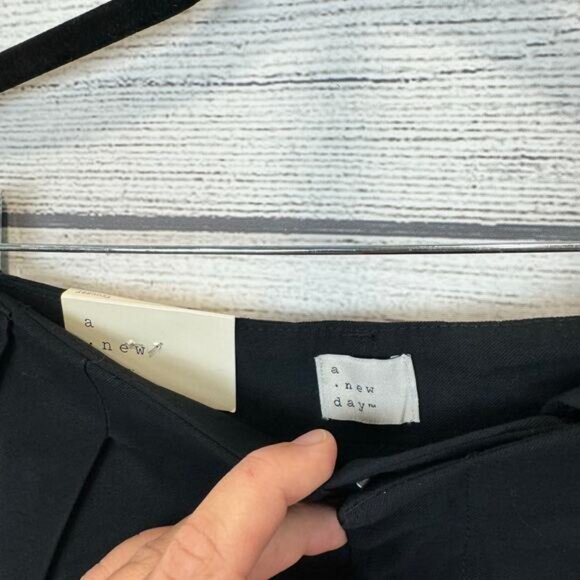 A New Day Women's Black High Rise Trouser Pants Size 4 - Picture 4 of 9
